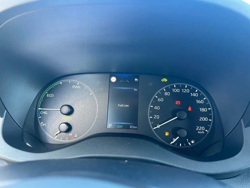 Photo de la voiture TOYOTA YARIS HYBRIDE 116h Dynamic