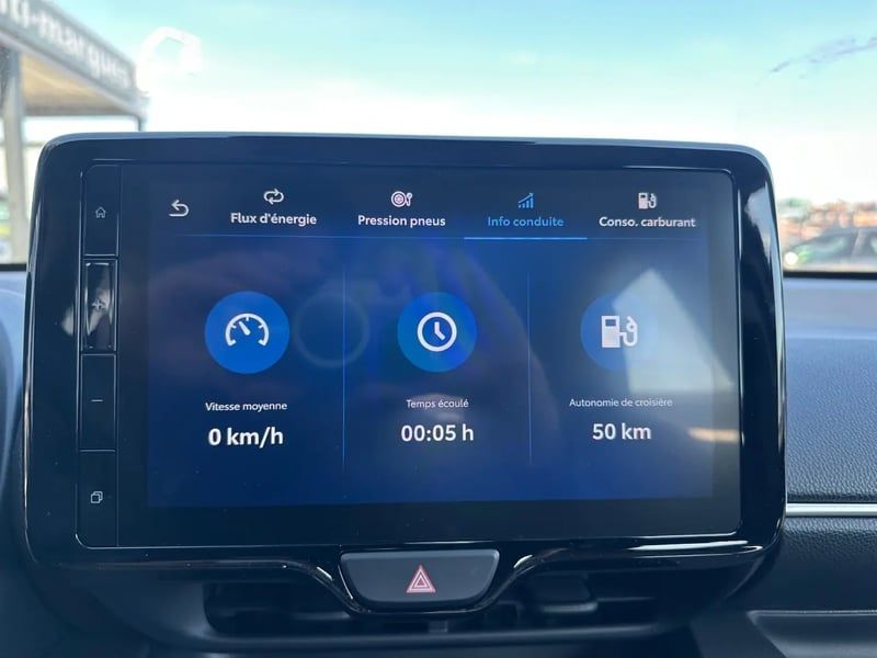 Photo de la voiture TOYOTA YARIS HYBRIDE 116h Dynamic
