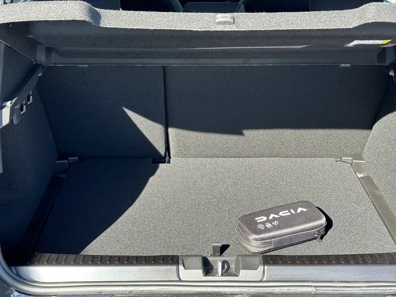 Photo de la voiture DACIA SANDERO ECO-G 100 Stepway Extreme +