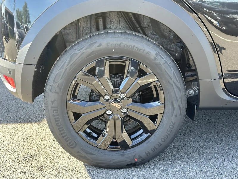Photo de la voiture DACIA SANDERO ECO-G 100 Stepway Extreme +