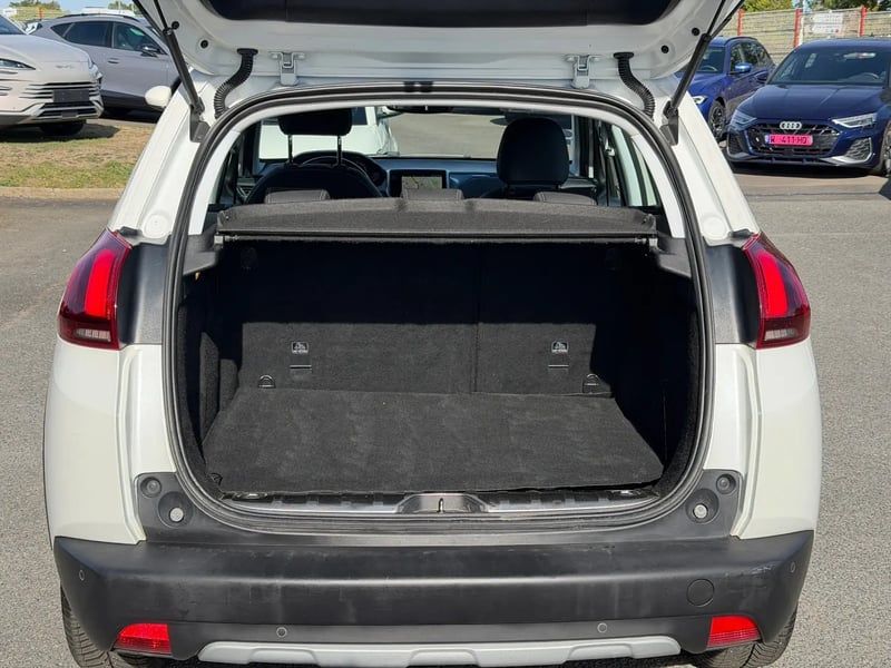 Photo de la voiture PEUGEOT 2008 1.2 PureTech 110ch S&S EAT6 Allure