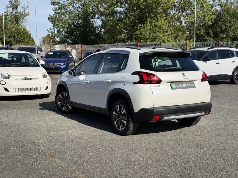 Photo de la voiture PEUGEOT 2008 1.2 PureTech 110ch S&S EAT6 Allure