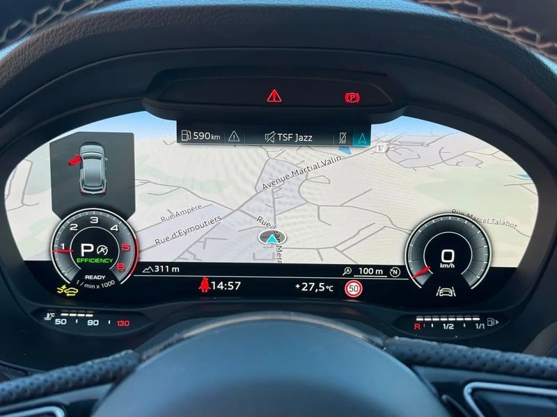 Photo de la voiture AUDI Q2 35 TDI 150 S tronic 7 S line