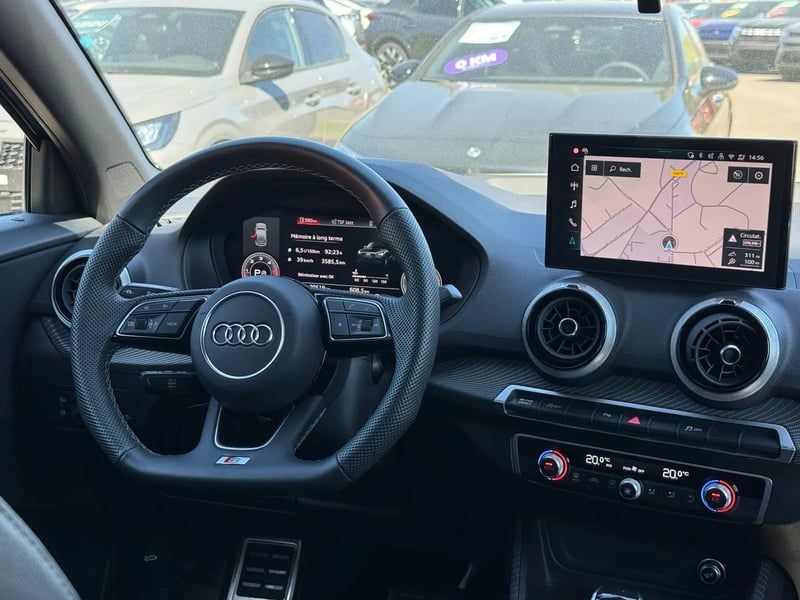 Photo de la voiture AUDI Q2 35 TDI 150 S tronic 7 S line