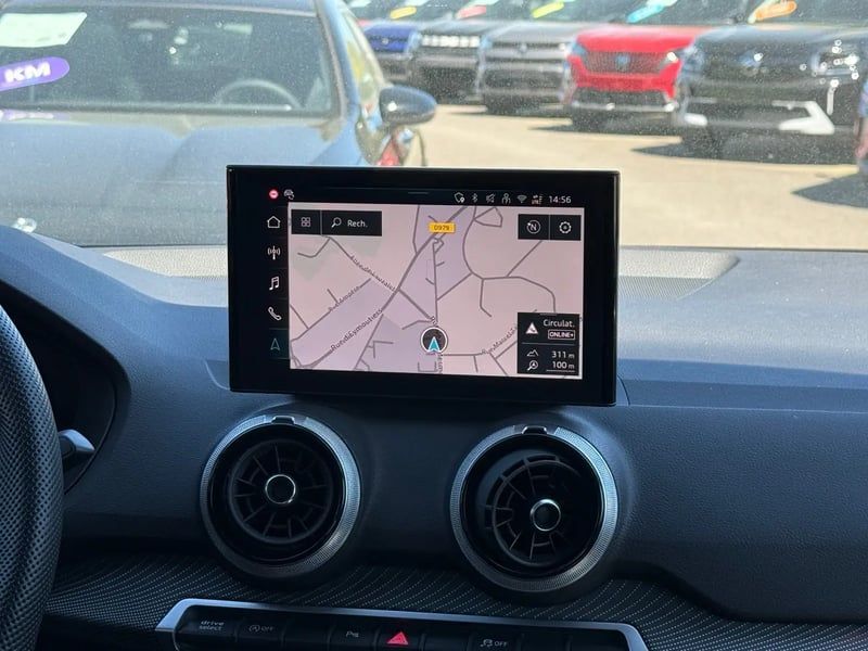 Photo de la voiture AUDI Q2 35 TDI 150 S tronic 7 S line
