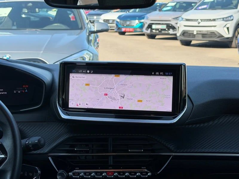 Photo de la voiture PEUGEOT 208 100 S&S BVM6 Allure