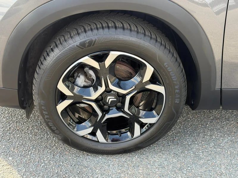 Photo de la voiture CITROEN C5 AIRCROSS Hybride 145 e-DCS6 Max
