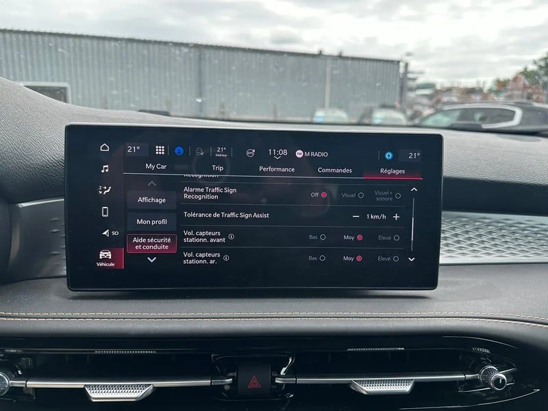 Photo de la voiture ALFA ROMEO TONALE 1.5 Hybrid 130 ch TCT7 Sprint