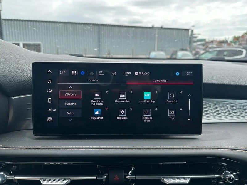 Photo de la voiture ALFA ROMEO TONALE 1.5 Hybrid 130 ch TCT7 Sprint