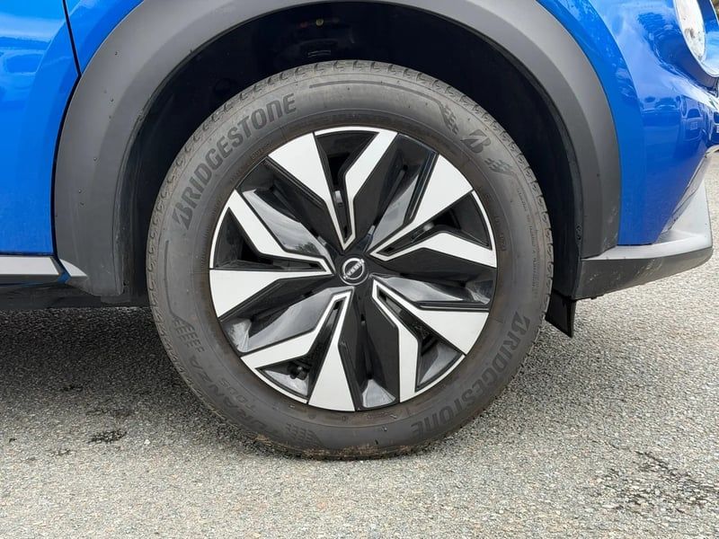 Photo de la voiture NISSAN JUKE 2023 DIG-T 114 Acenta