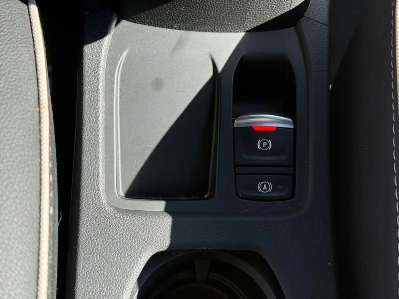 Photo de la voiture RENAULT CLIO V TCe 90 ch GSR2 Techno