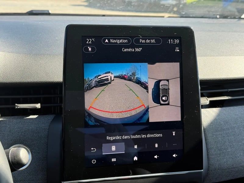 Photo de la voiture RENAULT CLIO V TCe 90 ch GSR2 Techno