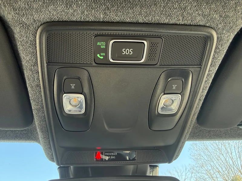 Photo de la voiture RENAULT CLIO V TCe 90 ch GSR2 Techno