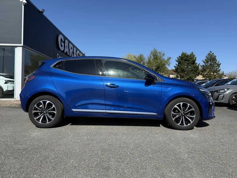 Photo de la voiture RENAULT CLIO V TCe 90 ch GSR2 Techno