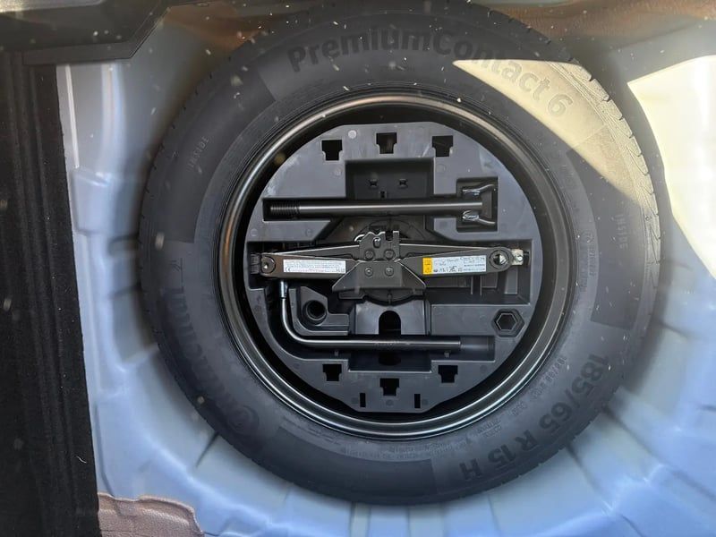 Photo de la voiture RENAULT CLIO V TCe 90 ch GSR2 Techno