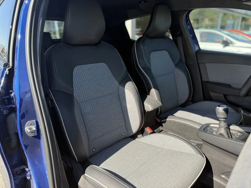 Photo de la voiture RENAULT CLIO V TCe 90 ch GSR2 Techno