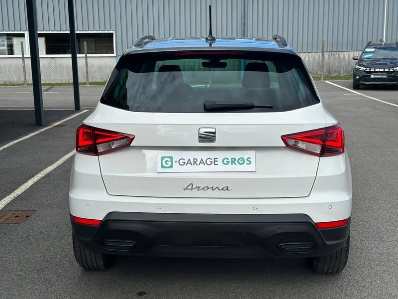 Photo de la voiture SEAT ARONA 1.0 TSI 110 ch Start/Stop BVM6 Style Business