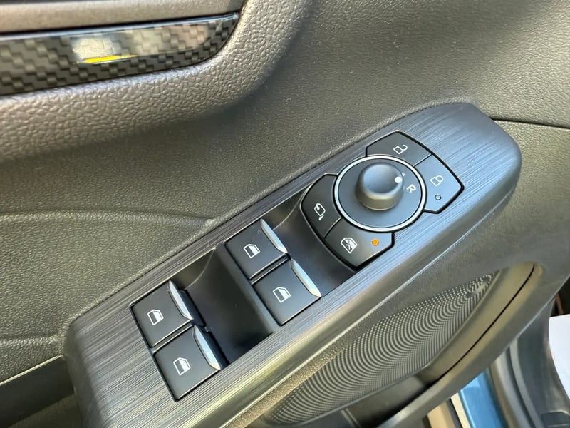 Photo de la voiture FORD KUGA 2.0 EcoBlue 120 BVA8 ST-Line - 5P