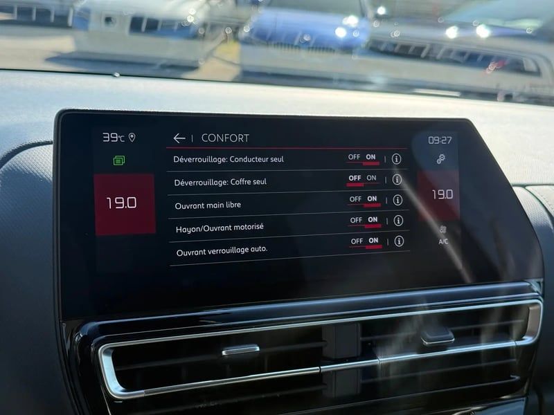 Photo de la voiture CITROEN C5 AIRCROSS Hybride 145 e-DCS6 Max