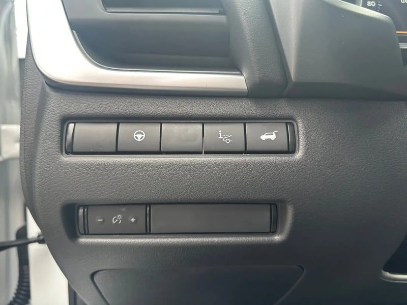 Photo de la voiture NISSAN QASHQAI Hybrid e-Power Gen3 205 ch N-Connecta