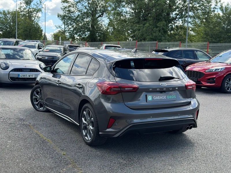 Photo de la voiture FORD FOCUS ACTIVE 1.5 EcoBlue 115 Powershift ST-Line X