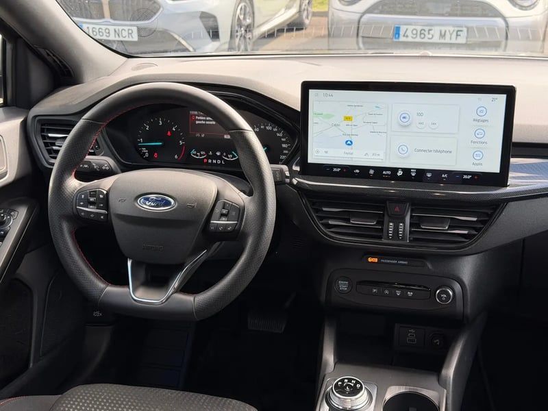 Photo de la voiture FORD FOCUS ACTIVE 1.5 EcoBlue 115 Powershift ST-Line X