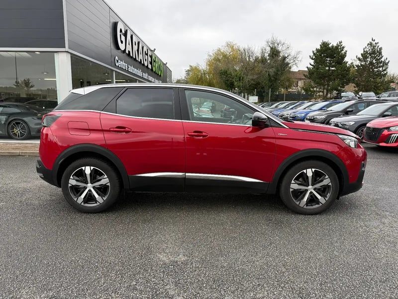 Photo de la voiture PEUGEOT 3008 BlueHDi 130ch S&S EAT8 GT Line