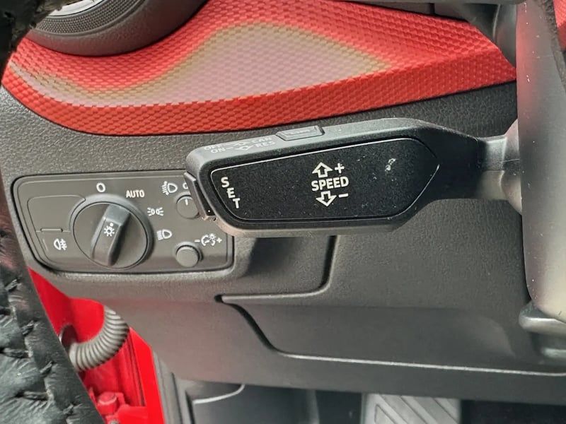 Photo de la voiture AUDI Q2 30 TDI 116 S tronic 7 Sport Limited