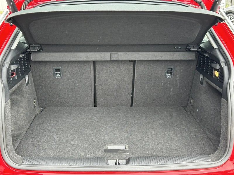 Photo de la voiture AUDI Q2 30 TDI 116 S tronic 7 Sport Limited