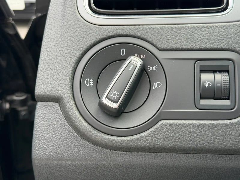 Photo de la voiture VOLKSWAGEN POLO 1.2 TSI 90 BMT Serie Speciale Allstar