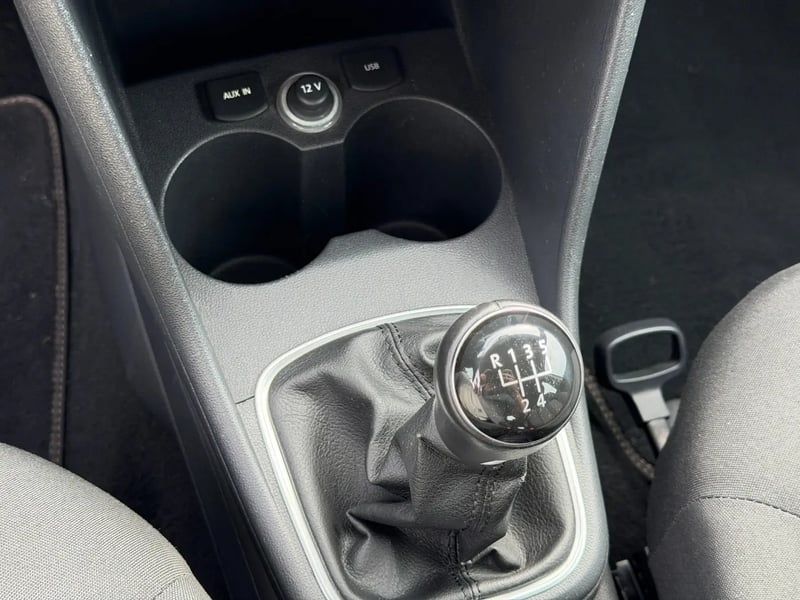 Photo de la voiture VOLKSWAGEN POLO 1.2 TSI 90 BMT Serie Speciale Allstar