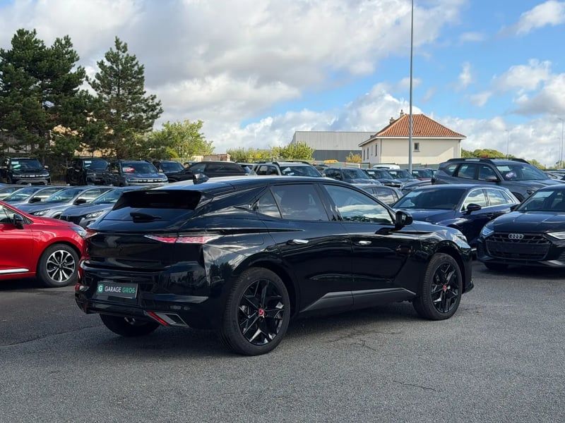 Photo de la voiture DS DS 4 Hybride E-Tense 225 EAT8 Performance Line+