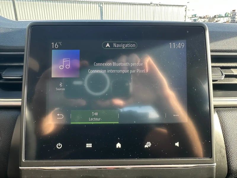 Photo de la voiture RENAULT CAPTUR TCe 100 Intens