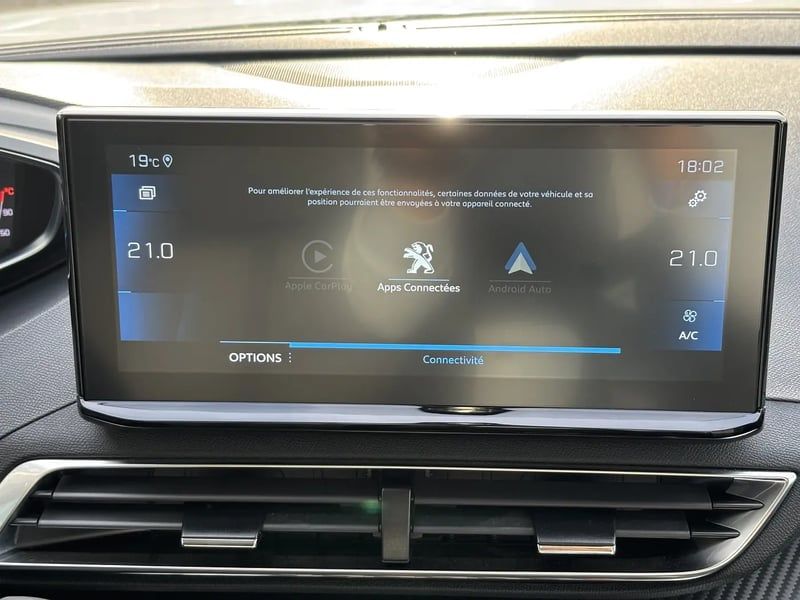 Photo de la voiture PEUGEOT 5008 BlueHDi 130ch S&S BVM6 Allure