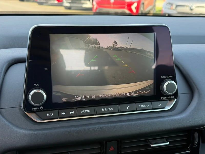 Photo de la voiture NISSAN QASHQAI Mild Hybrid 140 ch N-Connecta