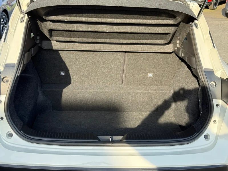 Photo de la voiture NISSAN QASHQAI Mild Hybrid 140 ch N-Connecta