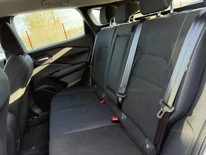 Photo de la voiture NISSAN QASHQAI Mild Hybrid 140 ch N-Connecta