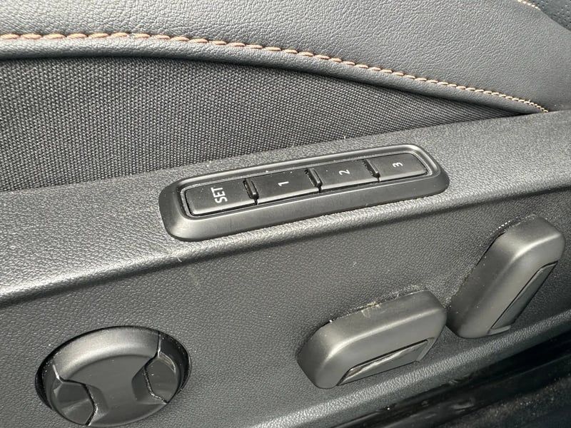 Photo de la voiture CUPRA FORMENTOR 1.5 eTSI Hybrid 150 ch DSG7 V