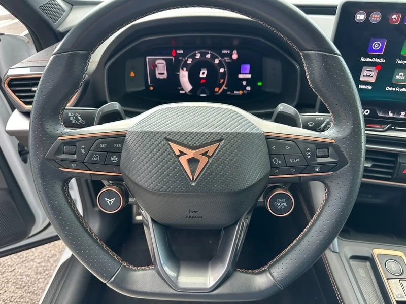 Photo de la voiture CUPRA FORMENTOR 1.5 eTSI Hybrid 150 ch DSG7 V