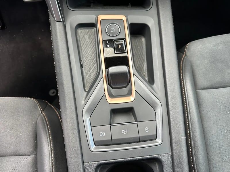 Photo de la voiture CUPRA FORMENTOR 1.5 eTSI Hybrid 150 ch DSG7 V