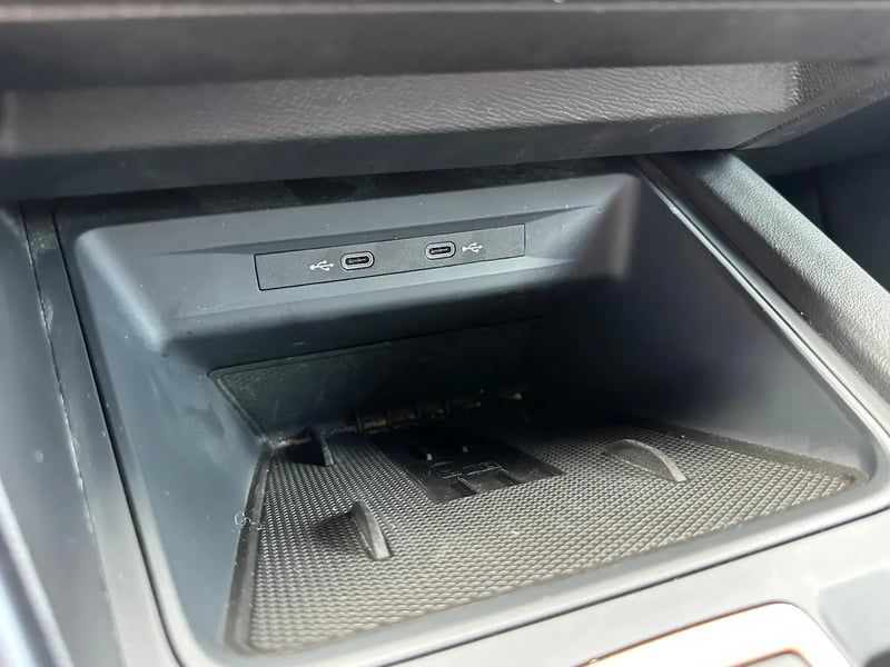 Photo de la voiture CUPRA FORMENTOR 1.5 eTSI Hybrid 150 ch DSG7 V