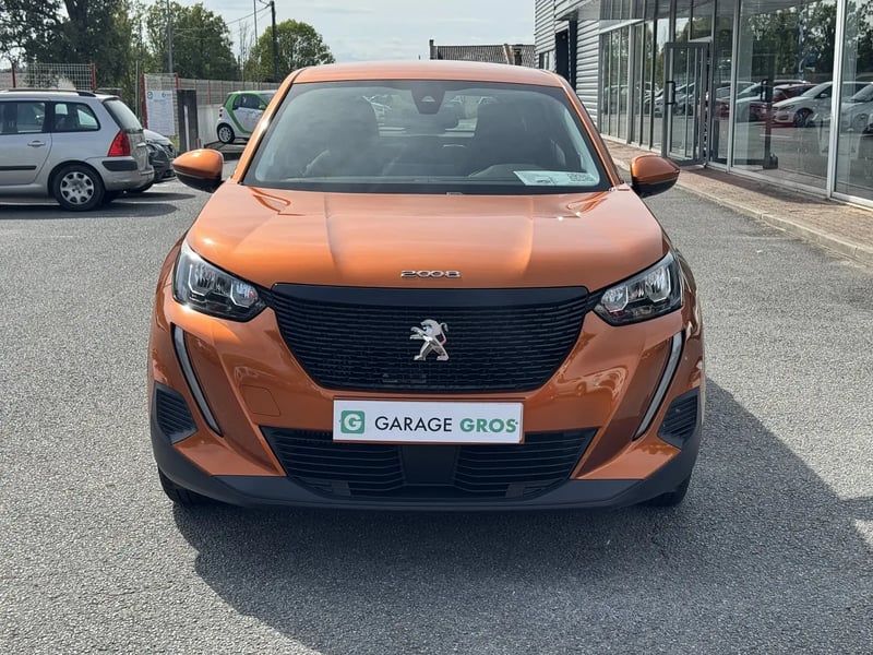 Photo de la voiture PEUGEOT 2008 PureTech 100 S&S BVM6 Active Pack