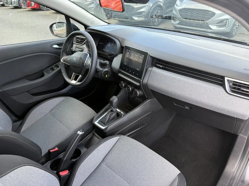 Photo de la voiture RENAULT CLIO V TCe 90 X-Tronic Evolution