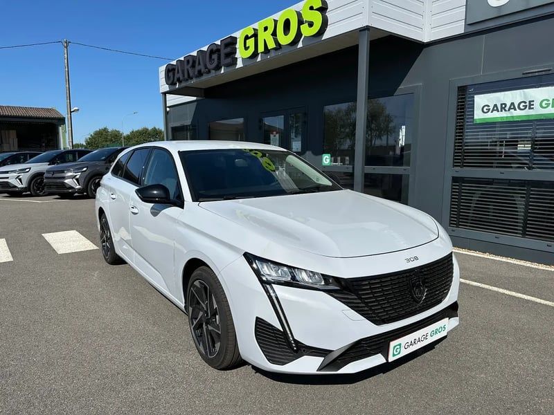 Photo de la voiture PEUGEOT 308 SW Hybrid 145 e-DCS6 Allure