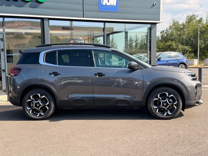 Photo de la voiture CITROEN C5 AIRCROSS C5 Aircross 1.5 BlueHDi 130ch MAX EAT8 Gris F