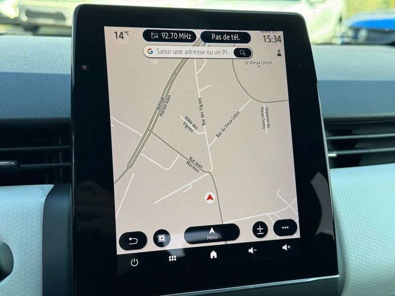 Photo de la voiture RENAULT CLIO V TCe 90 Techno