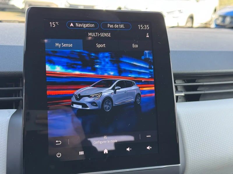 Photo de la voiture RENAULT CLIO V TCe 90 Techno