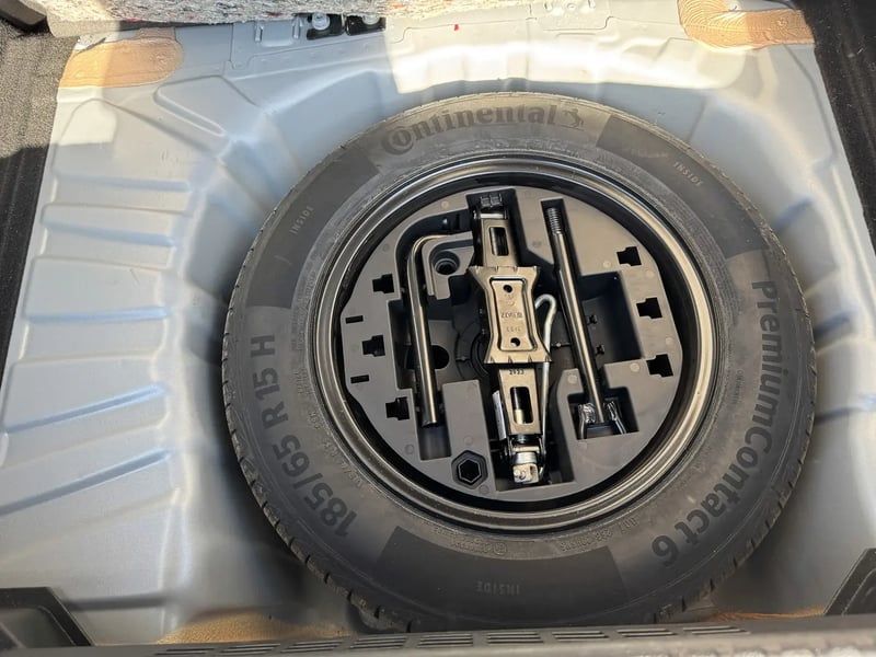 Photo de la voiture RENAULT CLIO V TCe 90 Techno