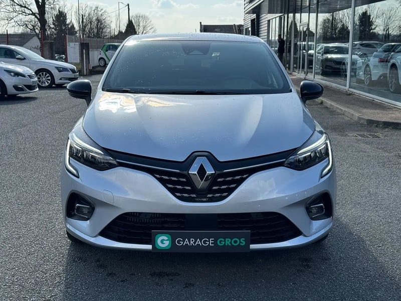 Photo de la voiture RENAULT CLIO V TCe 90 Techno