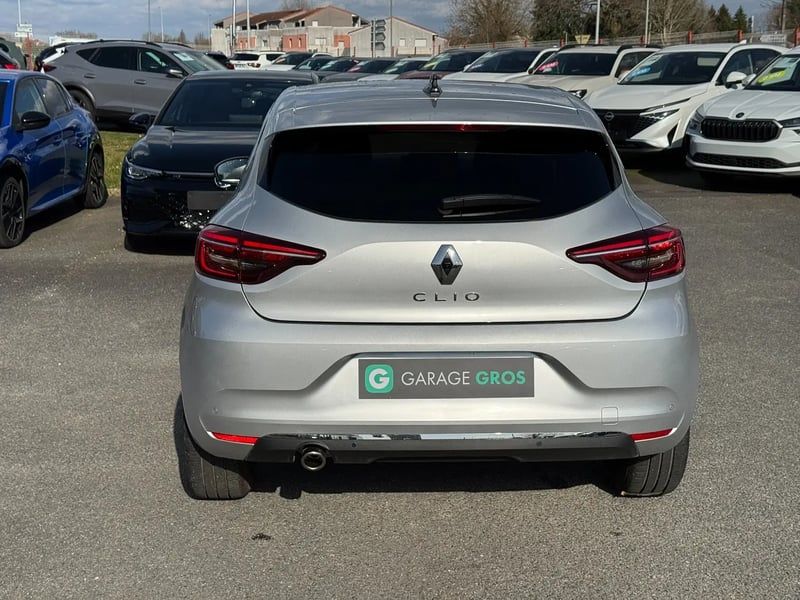 Photo de la voiture RENAULT CLIO V TCe 90 Techno